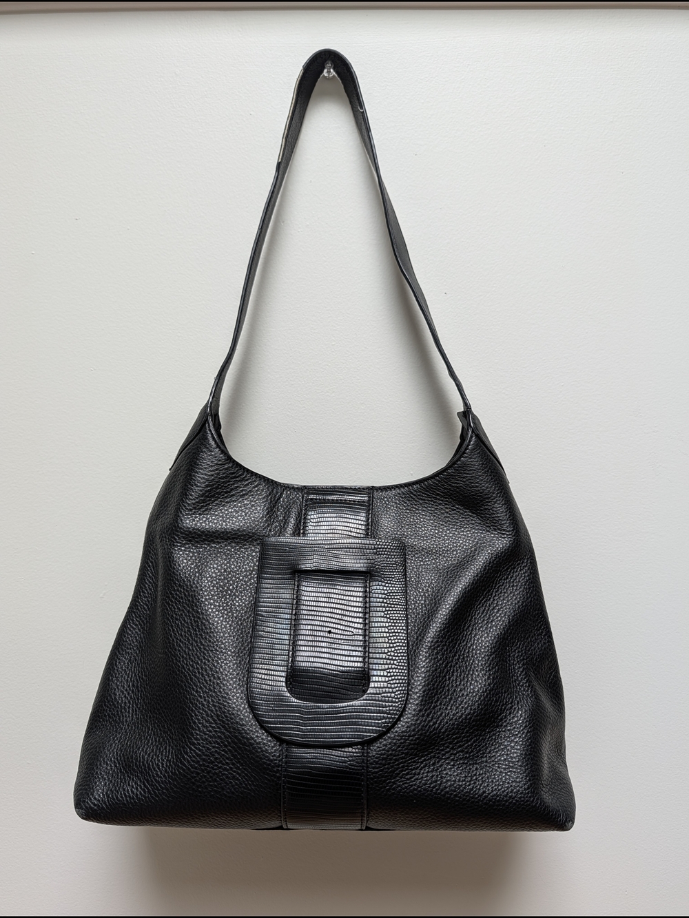Black Shoulder Bag Textured Accent Minimalist Hobo Purse